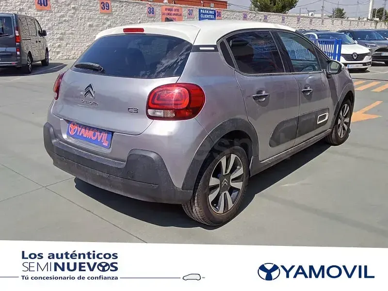 Usado Citroën C3 PureTech 83 CV (61 kW) 2022 Gris / plata Utilitario