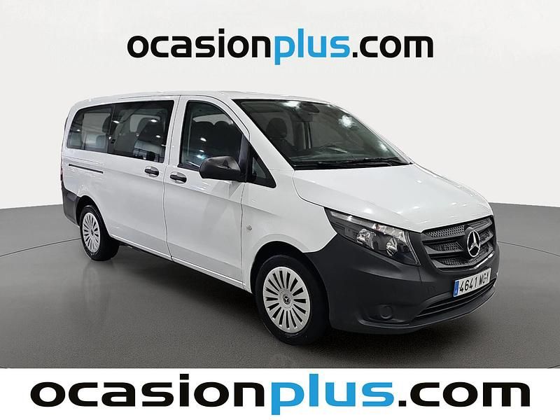 Usado Mercedes Vito 136 CV (100 kW) 2023 Blanco Van