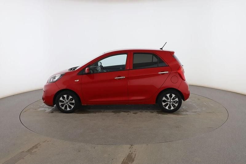 Usado Kia Picanto 65 CV (47 kW) 2015 Rojo Utilitario