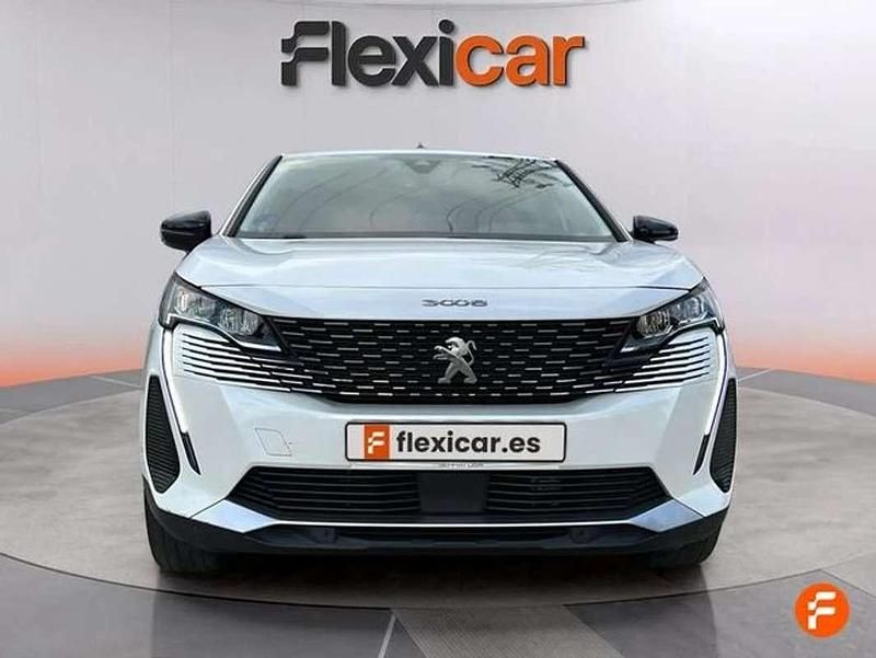 Usado Peugeot 3008 Allure 226 CV (166 kW) 2022 Blanco SUV