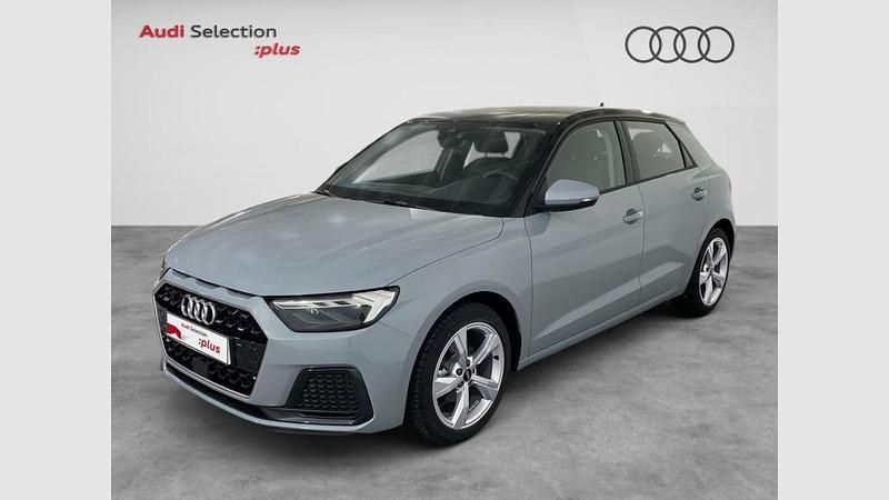 Usado Audi A1 Sportback Advanced Plus 116 CV (85 kW) 2024 Gris flecha (efecto perla)/techo negro mito Utilitario