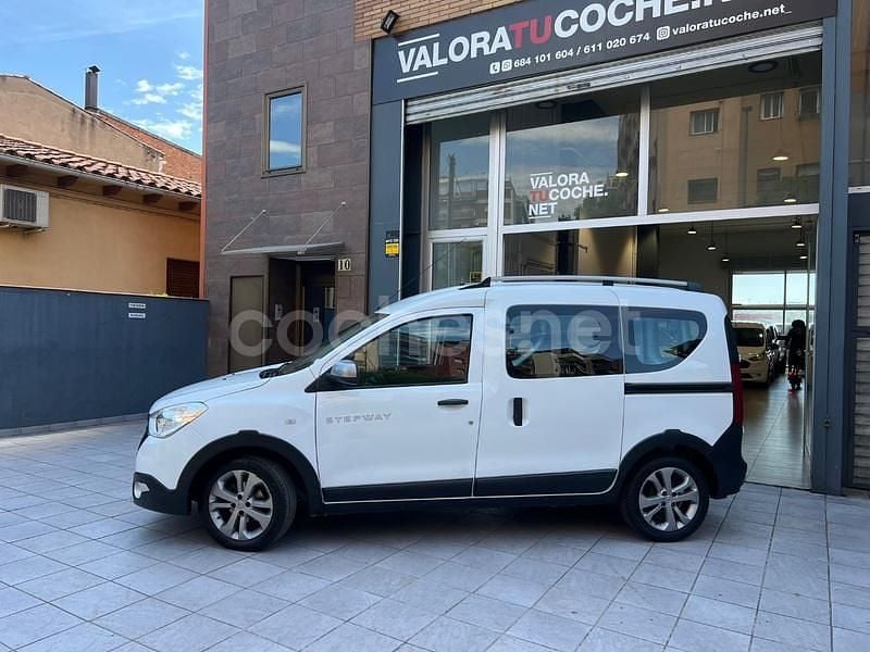 Usado Dacia Dokker Stepway 95 CV (69 kW) 2016 Blanco Monovolumen