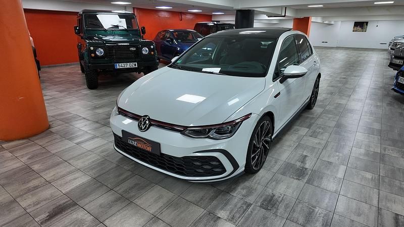 Blanco Usado 2020 VW Golf VIII GTI Berlina | 32.990 € (Un poco caro) - Imagen 1/4