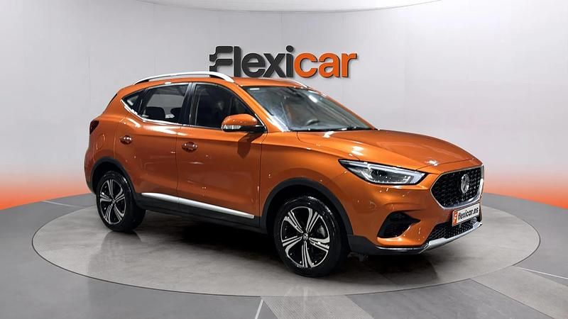 Usado MG ZS Comfort 116 CV (85 kW) 2025 Naranja SUV
