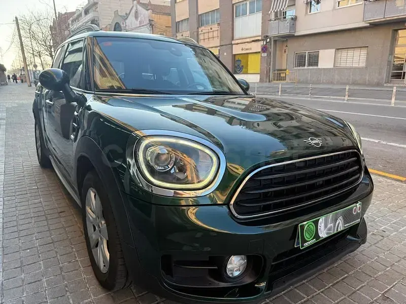 Usado Mini Cooper Countryman 136 CV (100 kW) 2019 Verde SUV