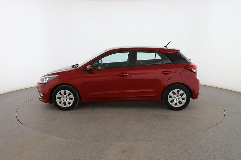 Rojo Usado 2017 Hyundai i20 Berlina | 11.699 € (Precio justo) - Imagen 1/2