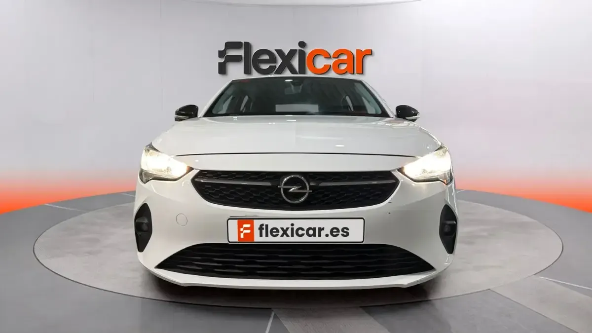 Usado Opel Corsa Edition 75 CV (55 kW) 2021 Blanco Utilitario