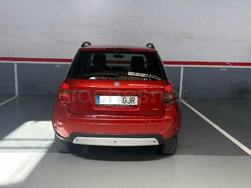 Usado Suzuki SX4 GL 107 CV (78 kW) 2008 Rojo SUV