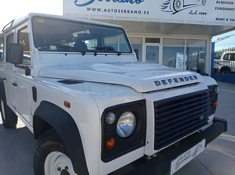 Usado Land Rover Defender 122 CV (89 kW) 2016 Blanco Familiar