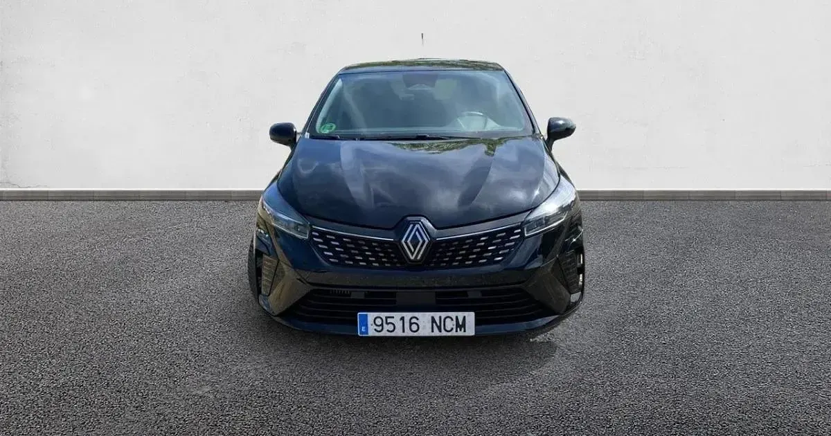 Usado Renault Clio Techno 90 CV (66 kW) 2025 Utilitario