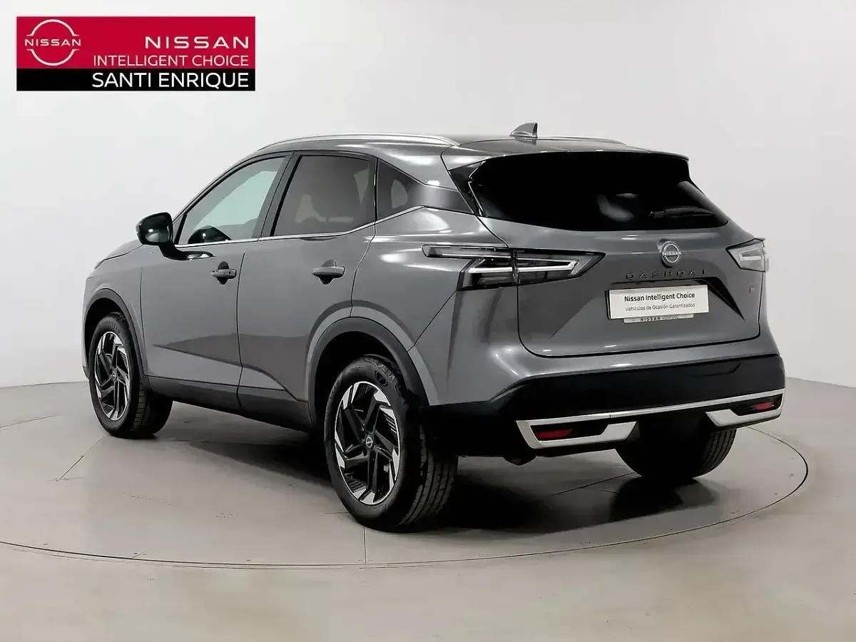 Usado Nissan Qashqai N-Connecta 140 CV (102 kW) 2024 Gris SUV