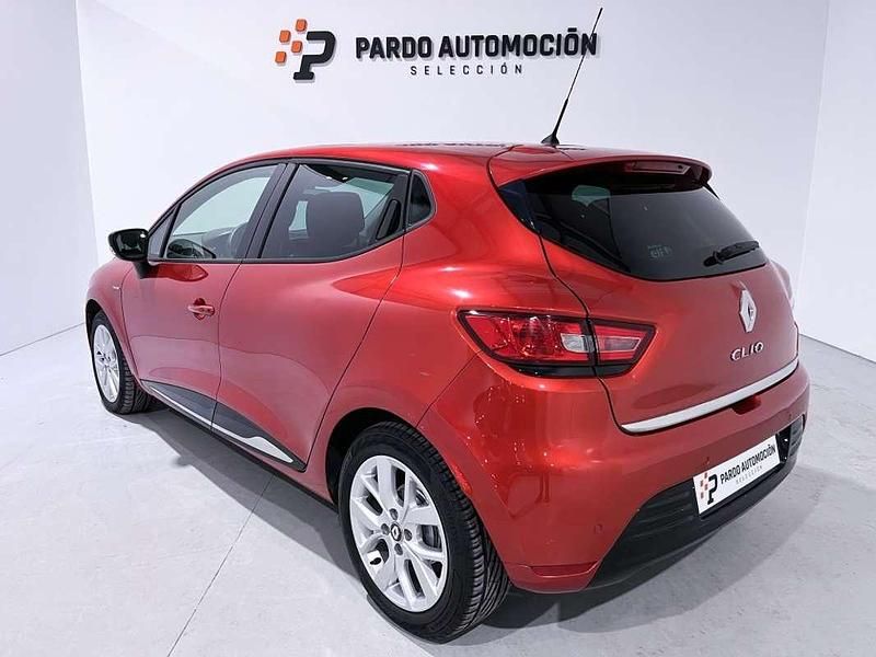 Brugt Renault Clio IV LIMITED 90 HK (66 kW) 2018 Rød Sedan