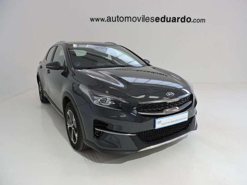 Usado Kia XCeed 141 CV (103 kW) 2021 Gris SUV