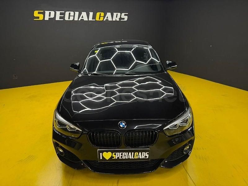 Usado BMW 118 Comfort Edition 140 CV (102 kW) 2019 Negro Utilitario