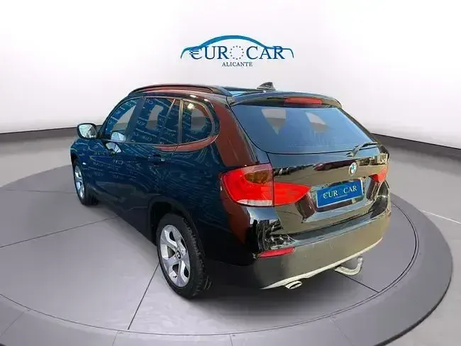 Usado BMW X1 177 CV (130 kW) 2010 Negro SUV