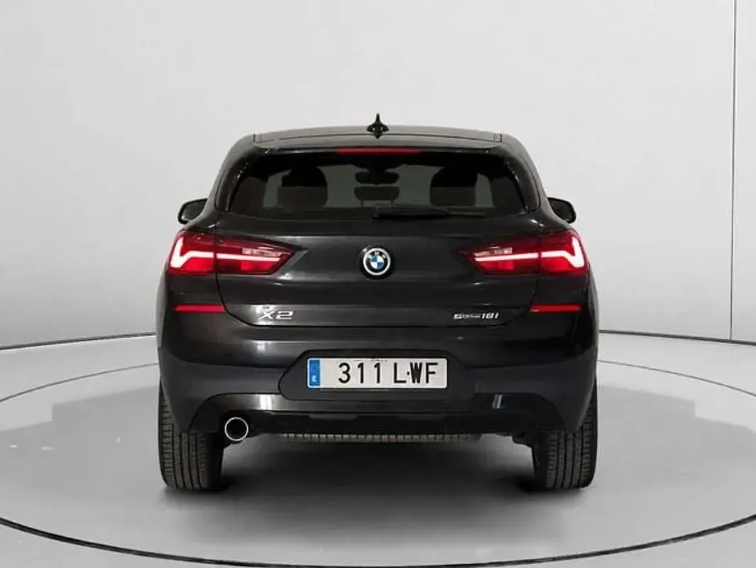 Usado BMW X2 Comfort Edition 136 CV (100 kW) 2022 Negro SUV
