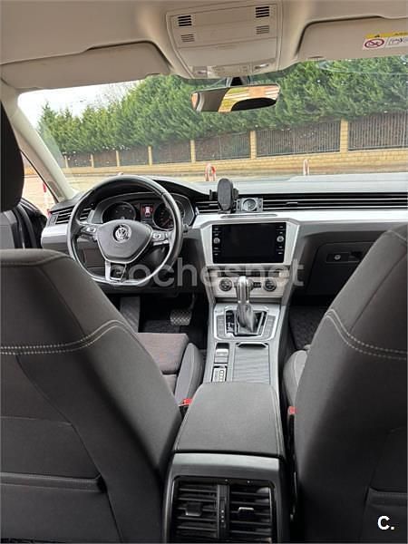 Usado VW Passat Advance 150 CV (110 kW) 2019 Negro Familiar