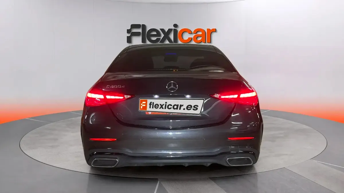 Usado Mercedes C200 163 CV (119 kW) 2023 Gris Familiar