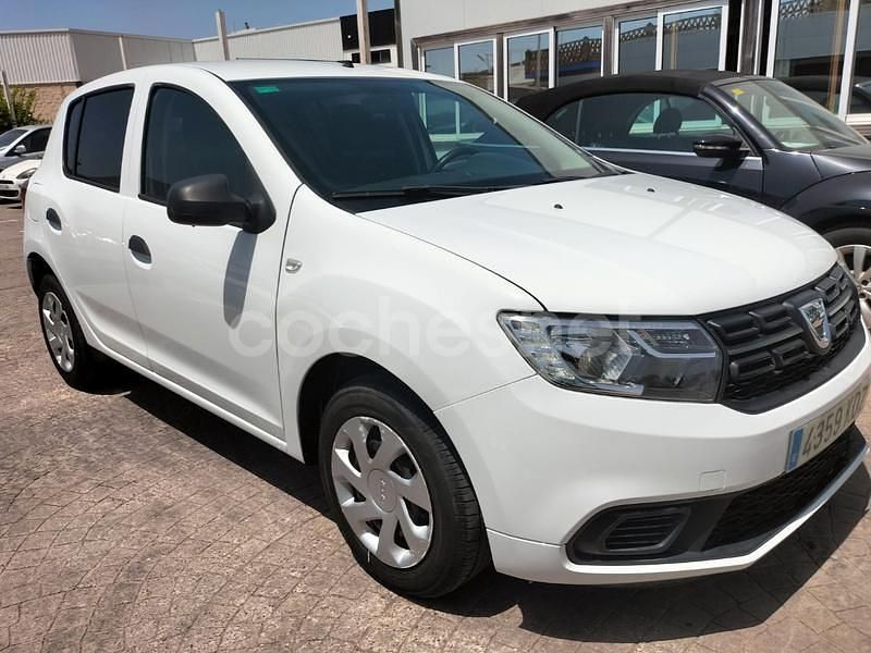 Blanco Usado 2018 Dacia Sandero Ambiance Utilitario | 7550 € (Buen precio) - Imagen 1/4