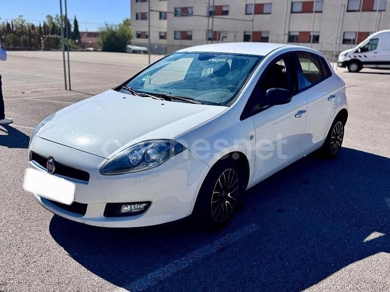 Blanco Usado 2015 Fiat Bravo Easy Utilitario | 3499 € (Super precio) - Imagen 1/4
