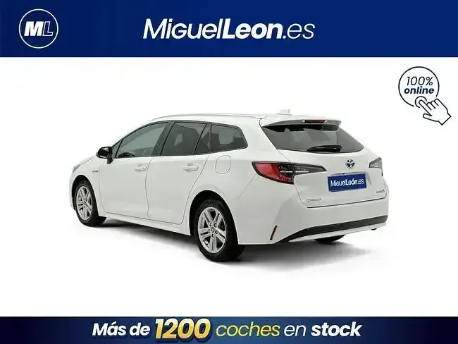 Usado Toyota Corolla Active 122 CV (89 kW) 2022 Blanco Familiar