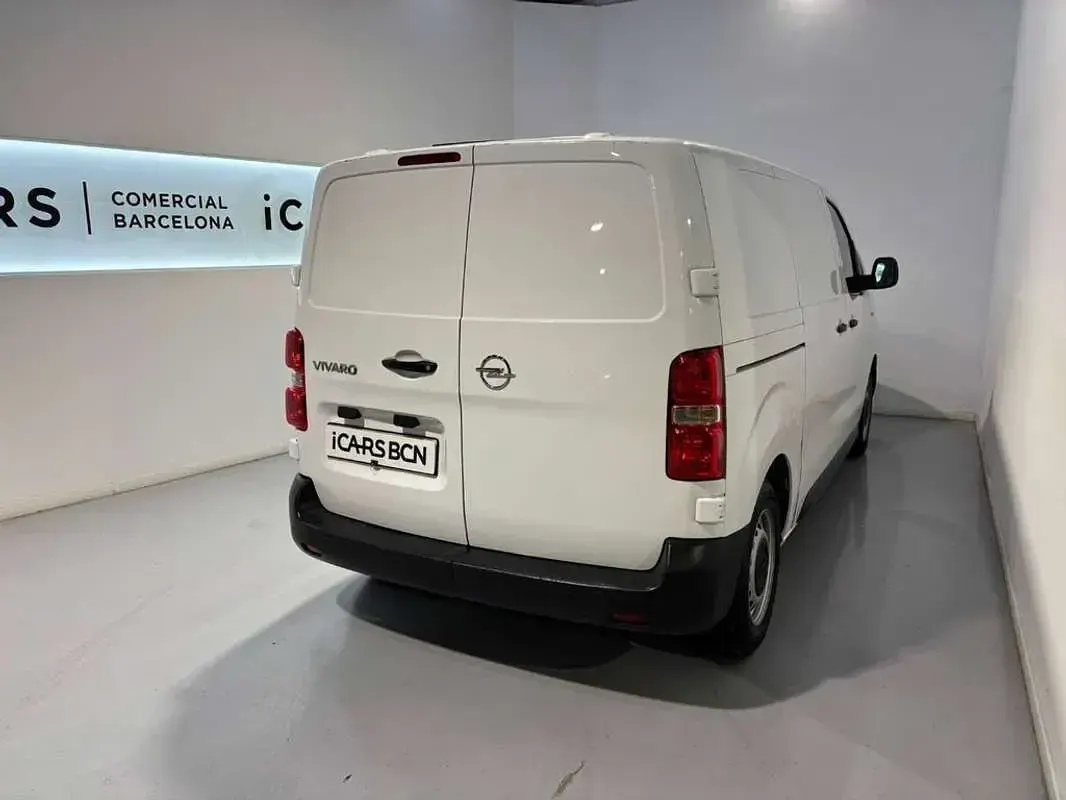 Usado Opel Vivaro 102 CV (75 kW) 2020 Blanco Monovolumen