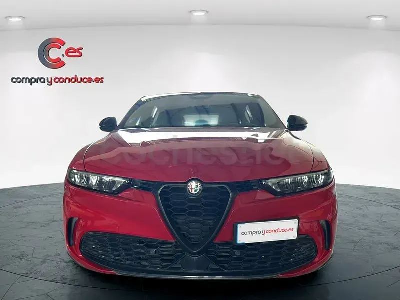 Usado Alfa Romeo Tonale Sprint 130 CV (95 kW) 2022 Rojo SUV