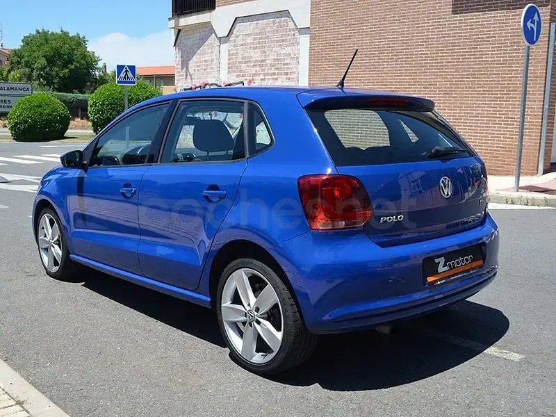 Usado VW Polo Sport 105 CV (77 kW) 2010 Azul Utilitario