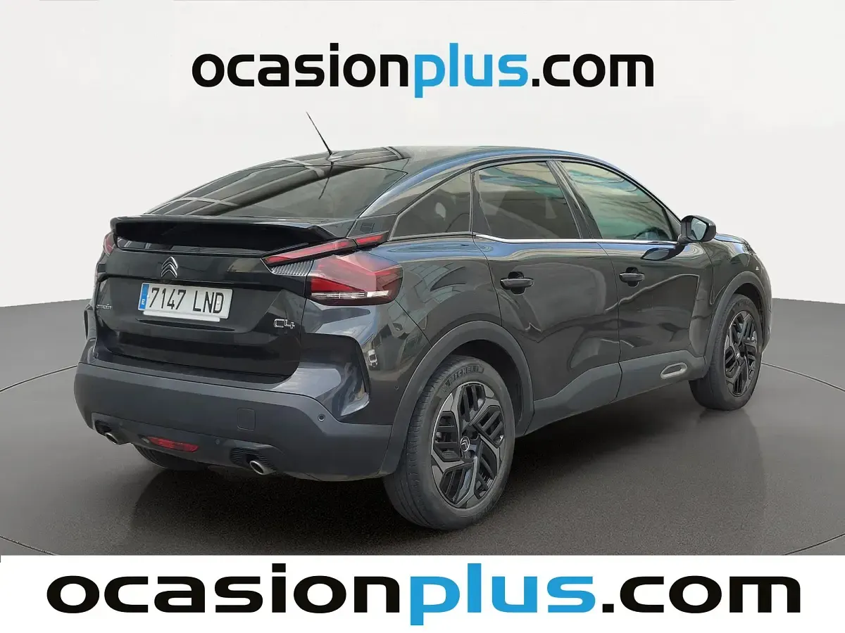 Usado Citroën C4 Feel 131 CV (96 kW) 2021 Negro SUV