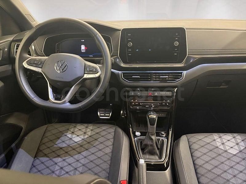 Usado VW T-Cross R-line 116 CV (85 kW) 2025 Amarillo SUV