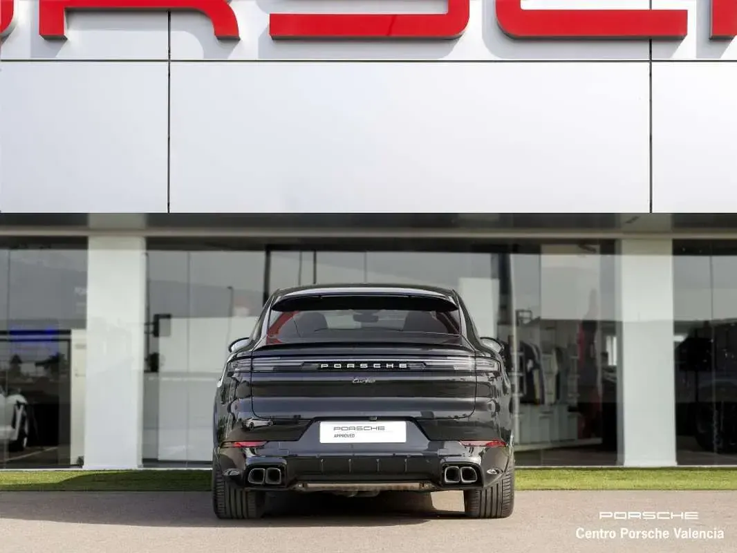 Usado Porsche Cayenne 740 CV (544 kW) 2024 Negro SUV