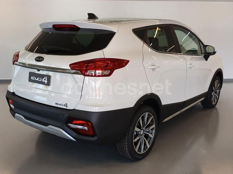 Nuevo EVO Evo 4 106 CV (77 kW) 2025 Blanco SUV