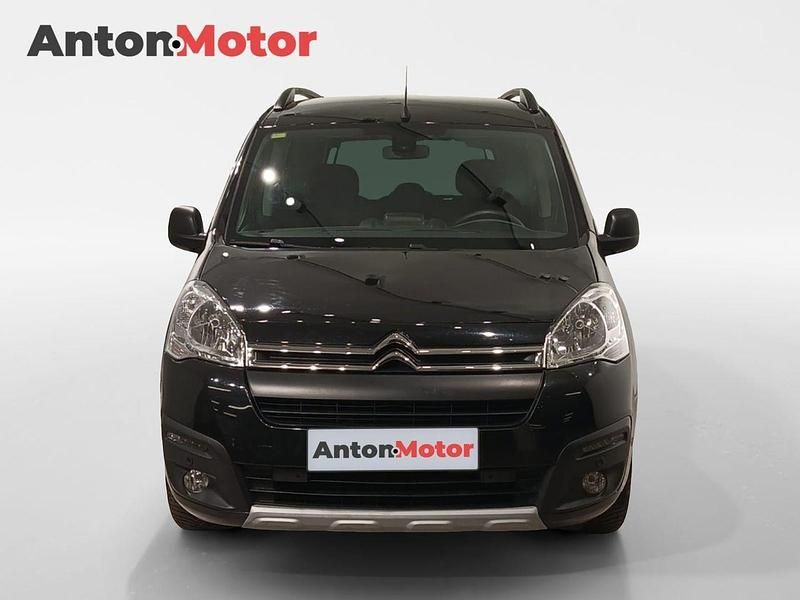 Usado Citroën Berlingo Feel 110 CV (80 kW) 2018 Negro Monovolumen