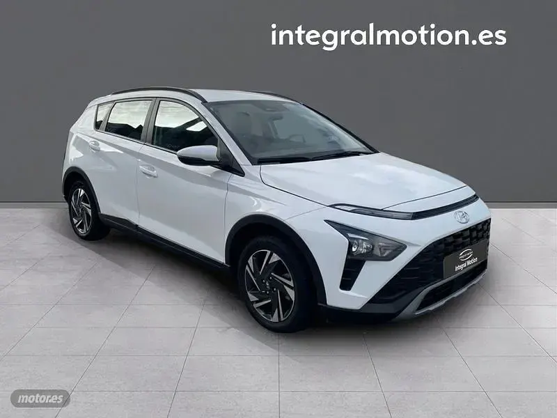 Usado Hyundai Bayon 84 CV (61 kW) 2023 Blanco SUV