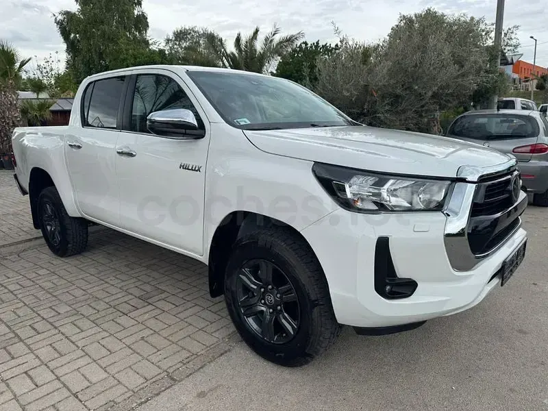 Nuevo Toyota HiLux Sport 204 CV (150 kW) 2025 Blanco Pickup/Camioneta