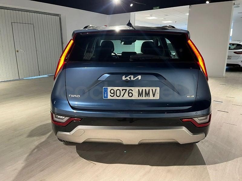 Usado Kia Niro 141 CV (103 kW) 2024 Azul SUV