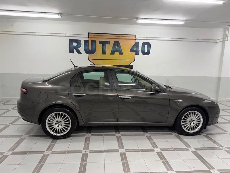 Usado Alfa Romeo 159 150 CV (110 kW) 2008 Marrón Berlina