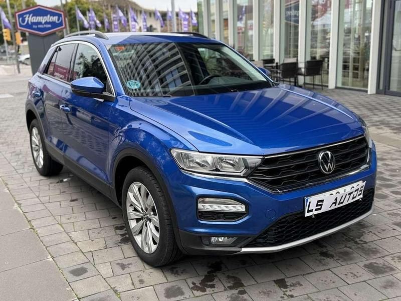 Usado VW T-Roc Advance 116 CV (85 kW) 2021 Azul SUV