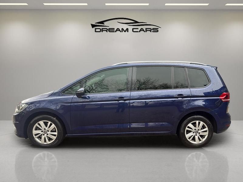 Usado VW Touran Advance 122 CV (89 kW) 2021 Azul Monovolumen
