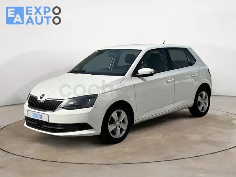 Usado Skoda Fabia Ambition 110 CV (80 kW) 2018 Blanco Berlina