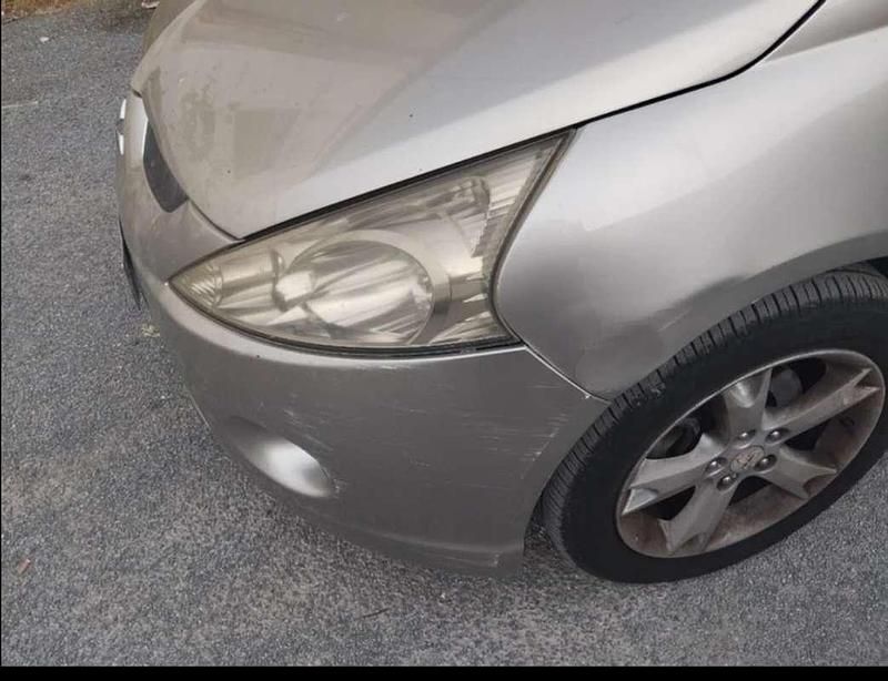 Usado Mitsubishi Grandis Intense+ 136 CV (100 kW) 2009 Plateado Monovolumen