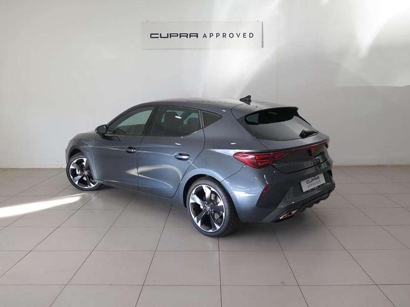 Usado Cupra Leon 204 CV (150 kW) 2025 Gris Utilitario