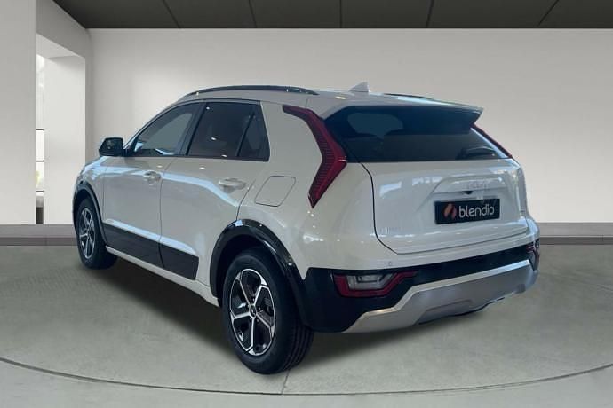 Usado Kia Niro 129 CV (94 kW) 2025 Blanco SUV