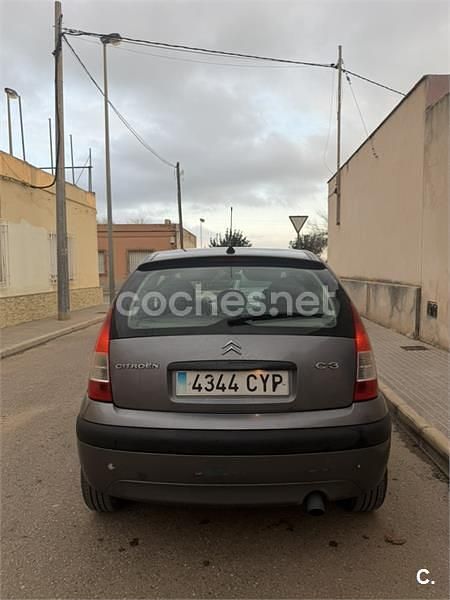 Usado Citroën C3 70 CV (51 kW) 2003 Gris / plata Berlina