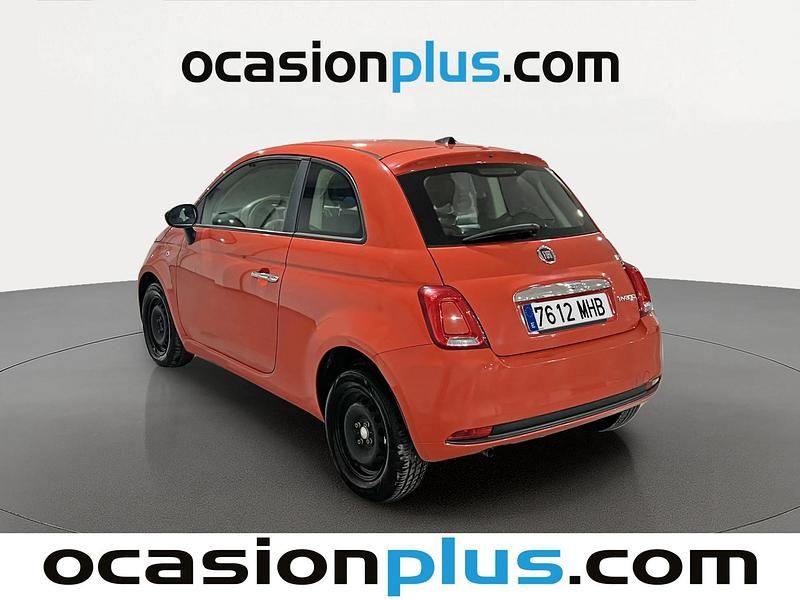 Usado Fiat 500 71 CV (52 kW) 2023 Naranja Utilitario