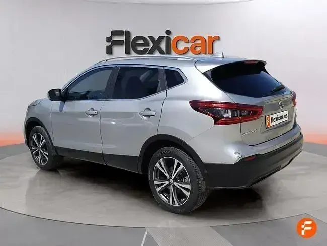 Usado Nissan Qashqai Acenta 115 CV (84 kW) 2018 Gris SUV