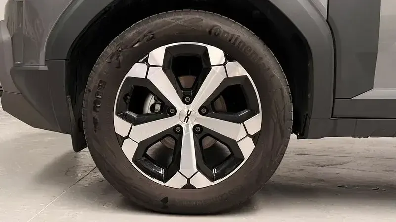 Usado Dacia Duster Journey 131 CV (96 kW) 2025 Gris SUV
