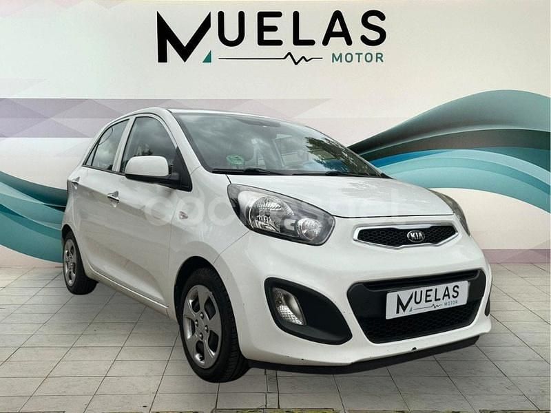 Blanco Usado 2013 Kia Picanto Utilitario | 5890 € (Precio justo) - Imagen 1/4
