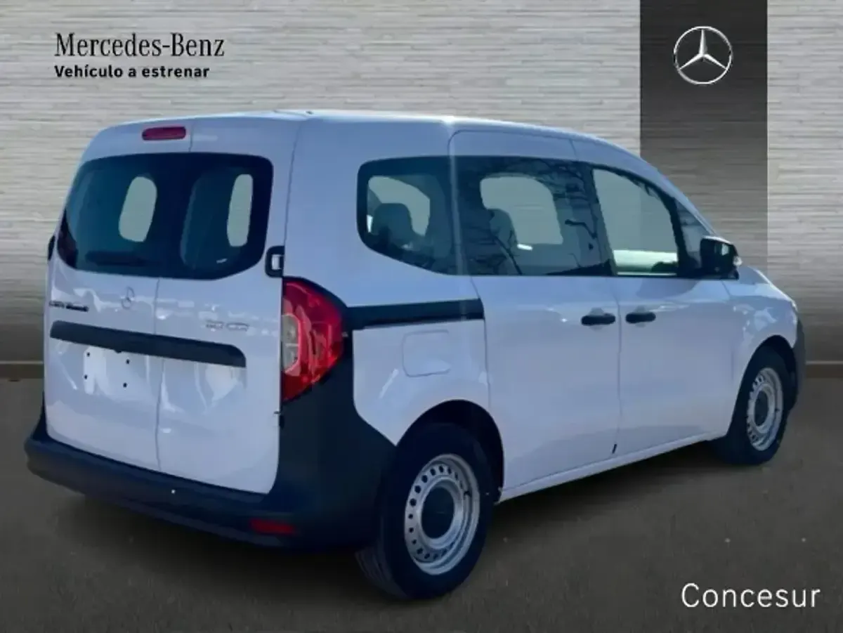 Nuevo Mercedes Citan 110 95 CV (69 kW) 2026 Blanco Monovolumen
