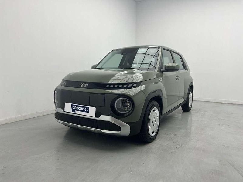 Verde tomboy khaki tks Usado 2024 Hyundai Inster Utilitario | 20.390 € (Buen precio) - Imagen 1/4